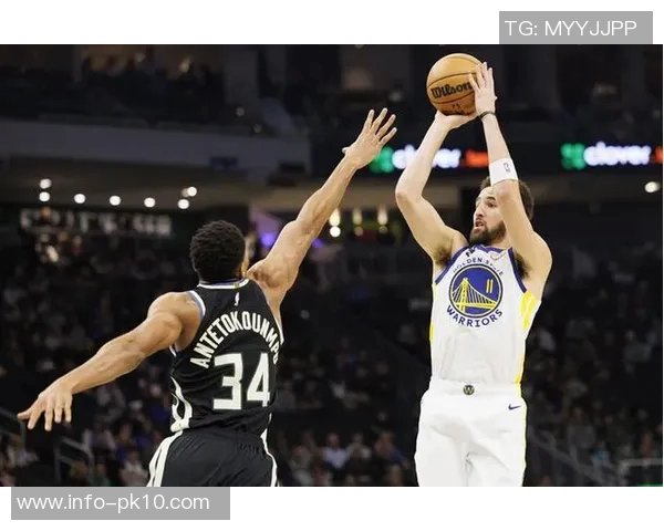 小迈克尔波特半场表现平平三分球命中率低迷仅得9分3板5助